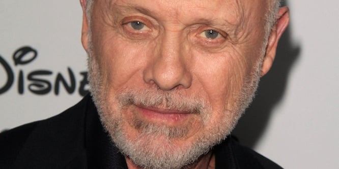 Hector Elizondo